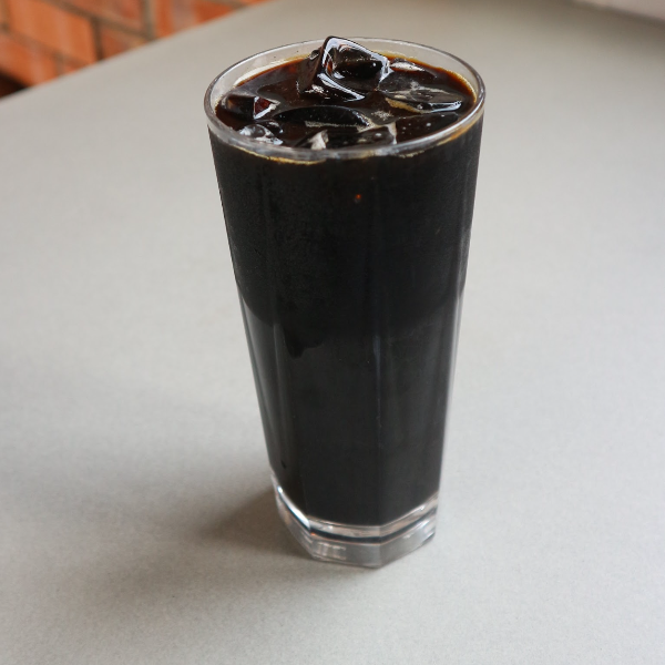C2. Kopi O (Ice)